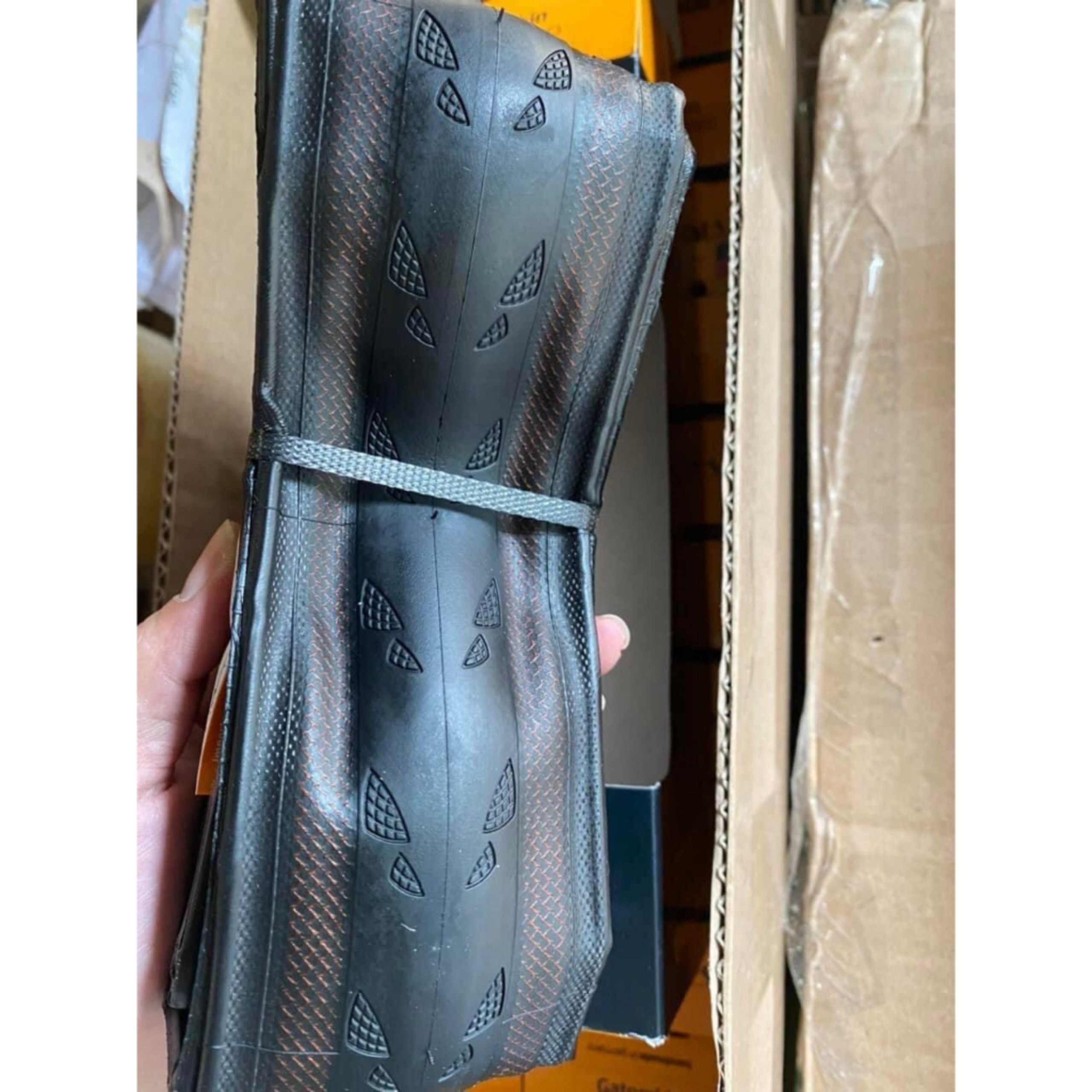 VỎ BÁNH XE ĐẠP CONTINENTAL GATORSKIN