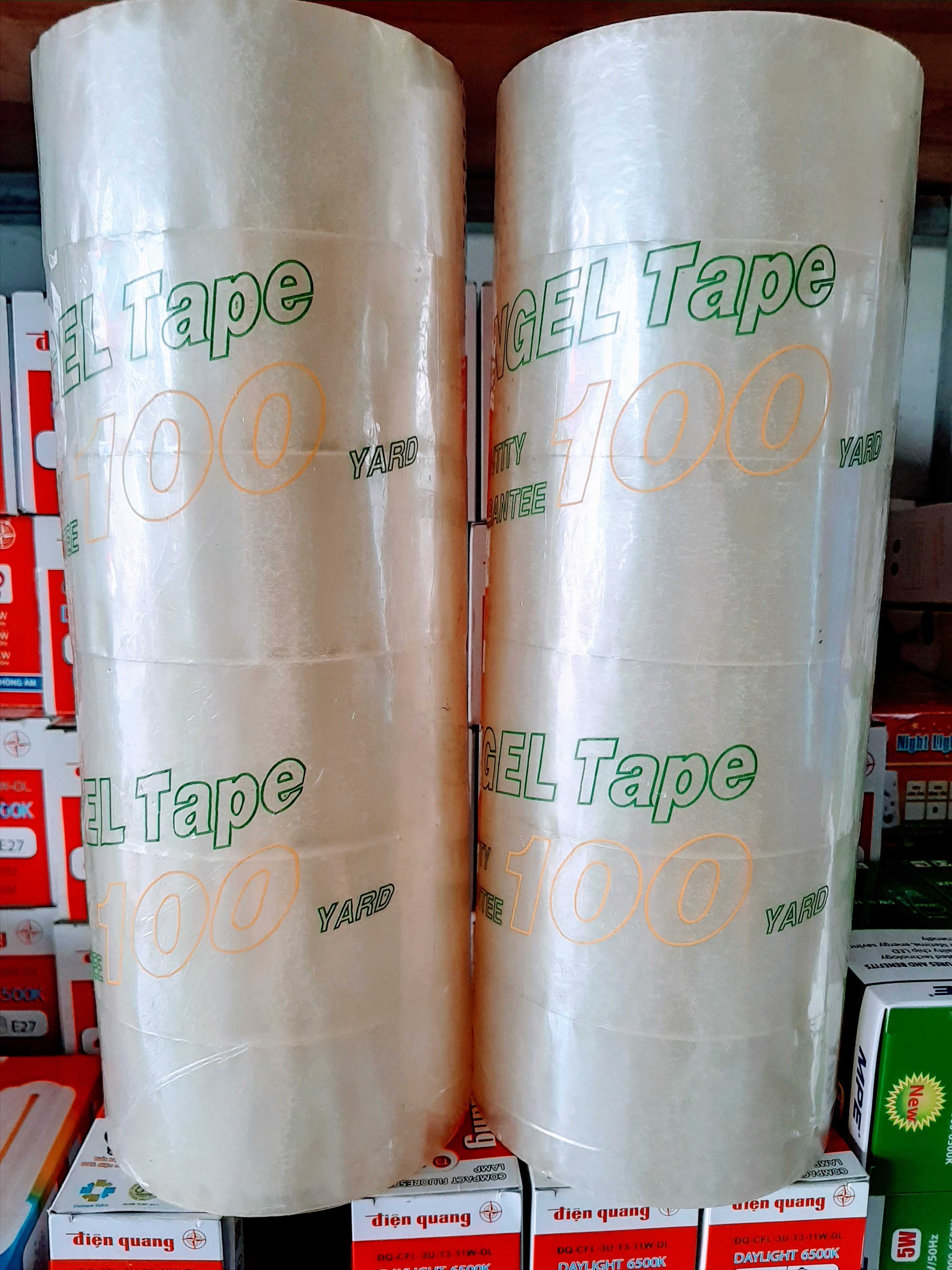 CUỘN BĂNG KEO TRONG 100 YARD CHUẨN 200gr/Cuộn