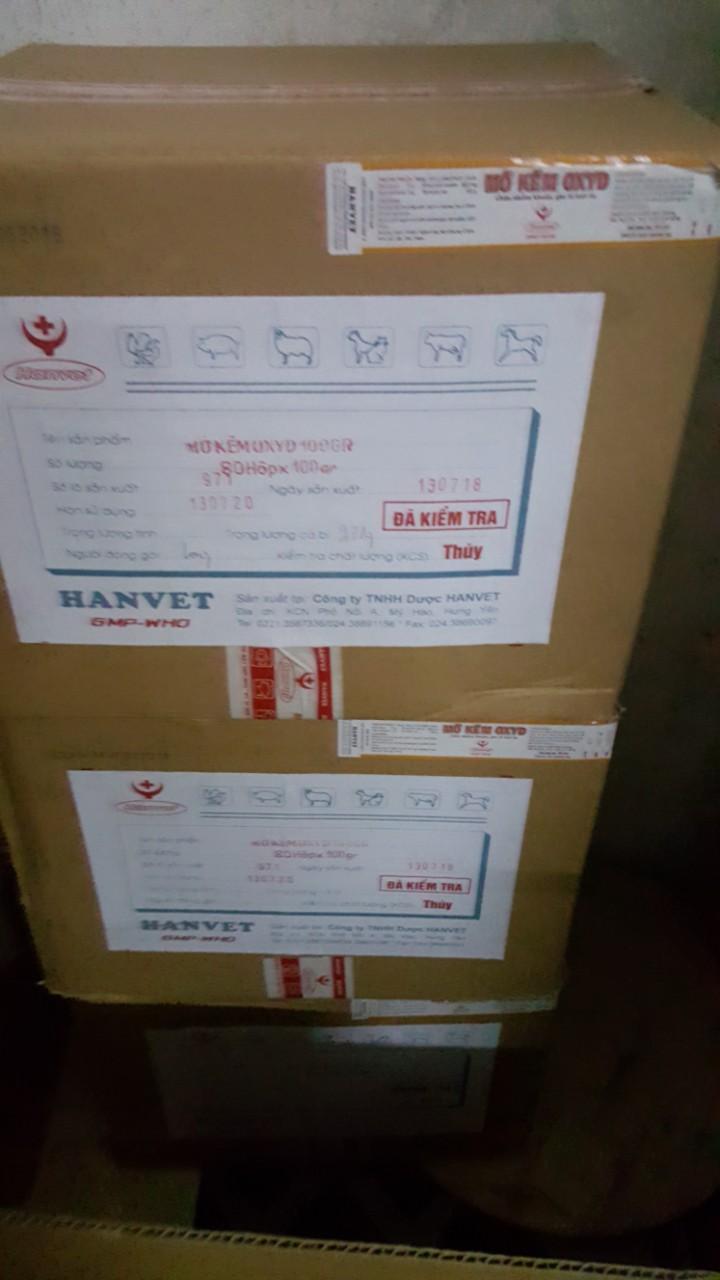 bôi ghẻ mỡ kẽm cho thú cưng