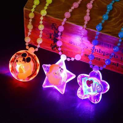 Dây chuyền đèn LED phát sáng đủ màu cho bé