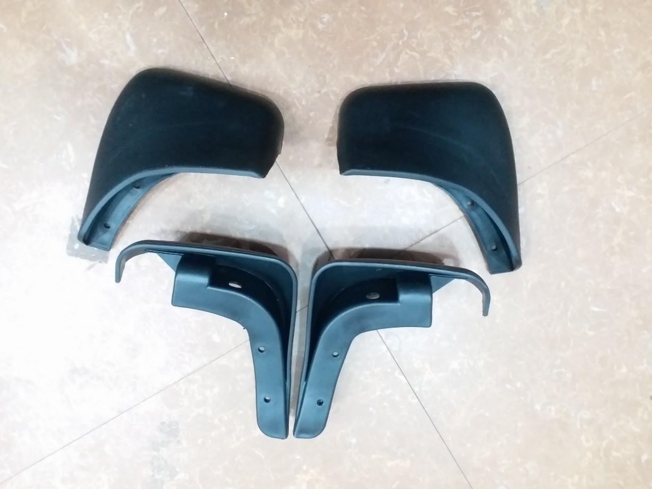 Spark fender with screw