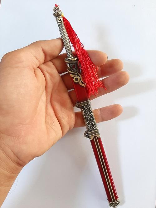 Mô hình kiếm Thiên Tinh kiếm (?) - 22cm