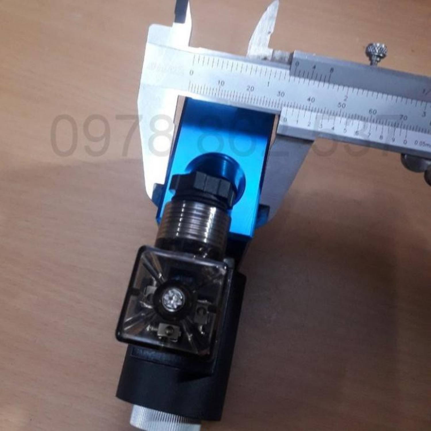 Van điện từ đóng mở thủy lực V3068 ren 21