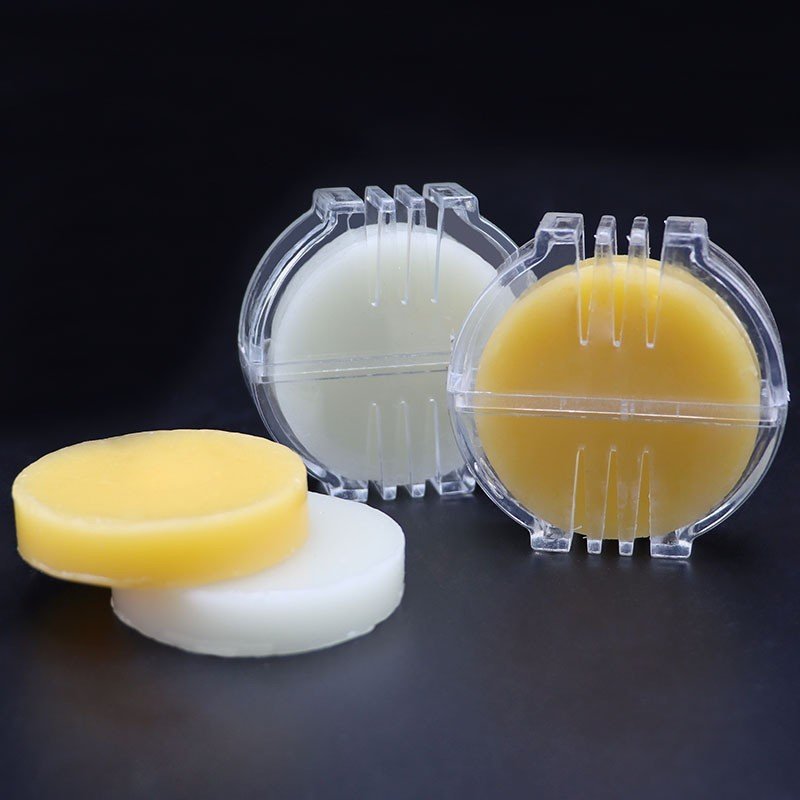 Sáp vuốt chỉ có hộp hỗ trợ tranh thêu chữ thập