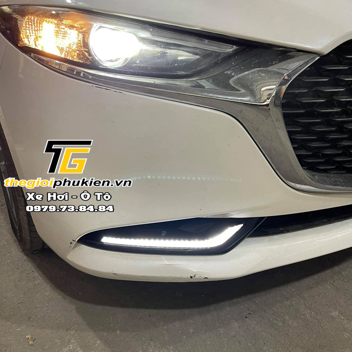 Độ Led gầm Daylight theo xe Mazda 3 2020