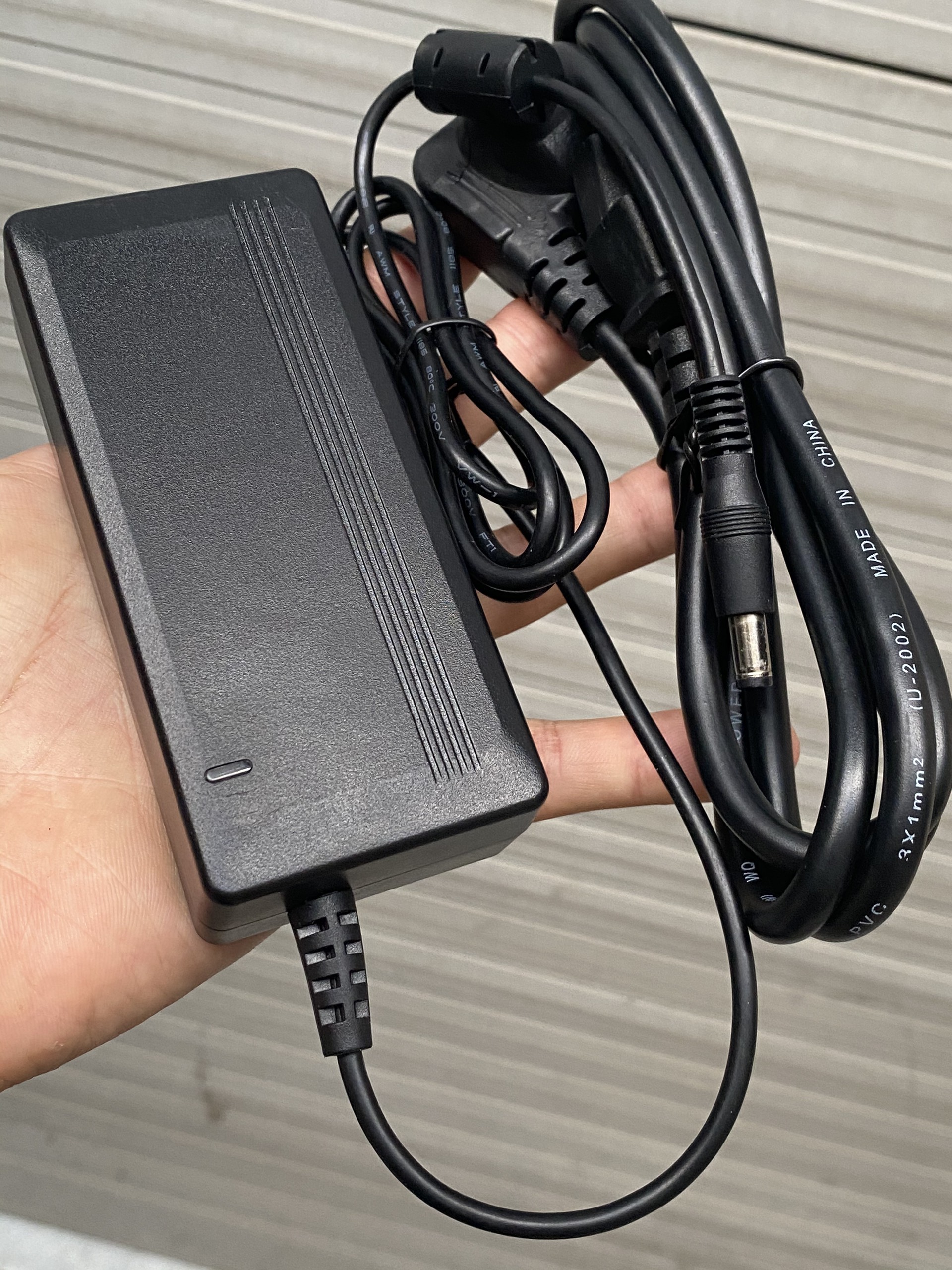 Bộ nguồn 54V-1.2A dùng cho Switch POE