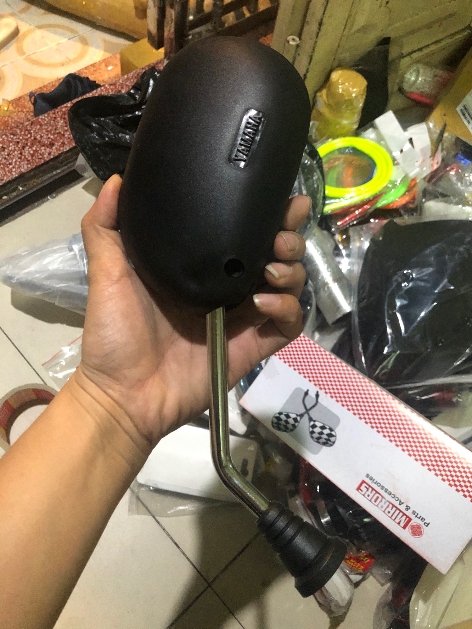 Kiếng xe máy spark