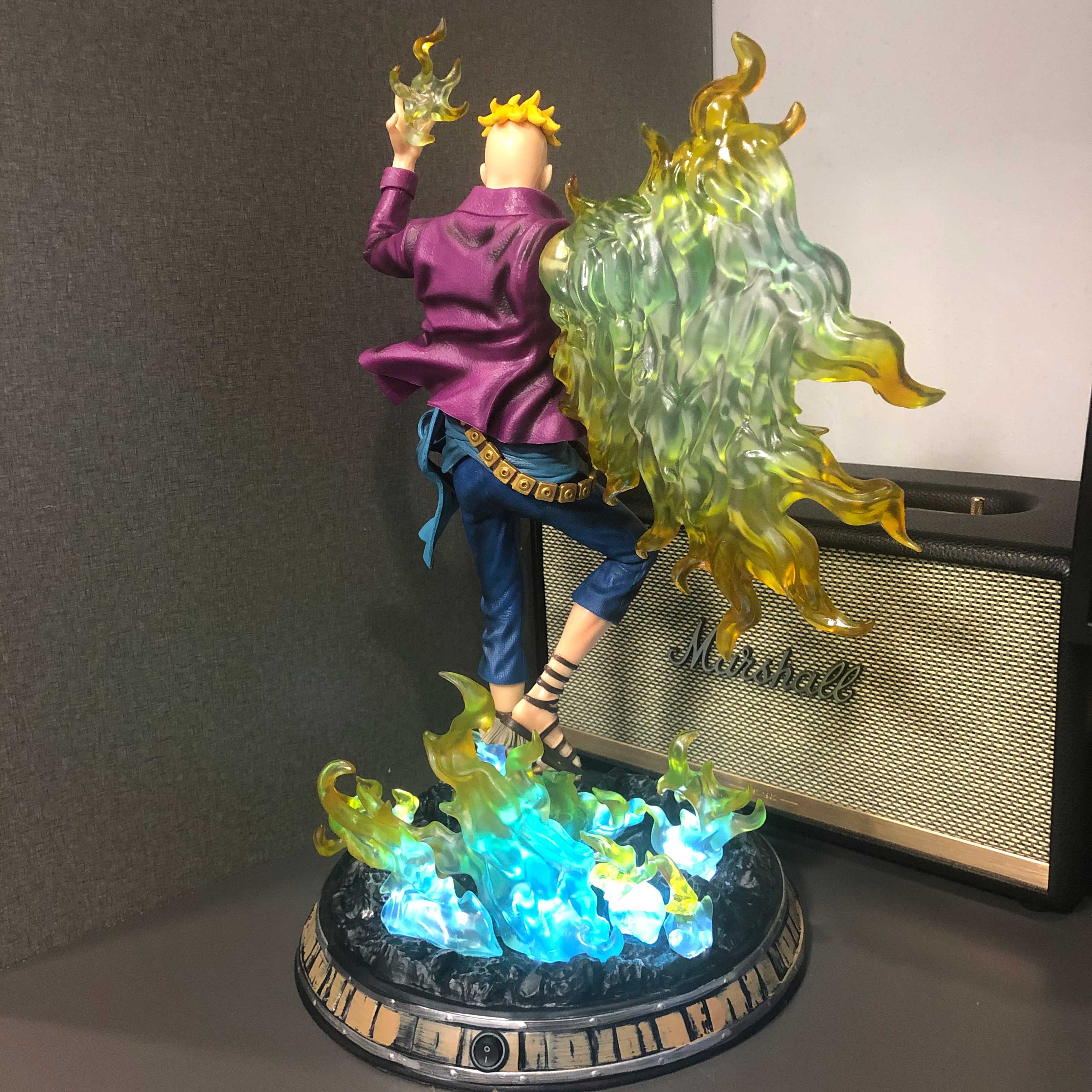 Mô hình Marco 48 cm có LED - One Piece