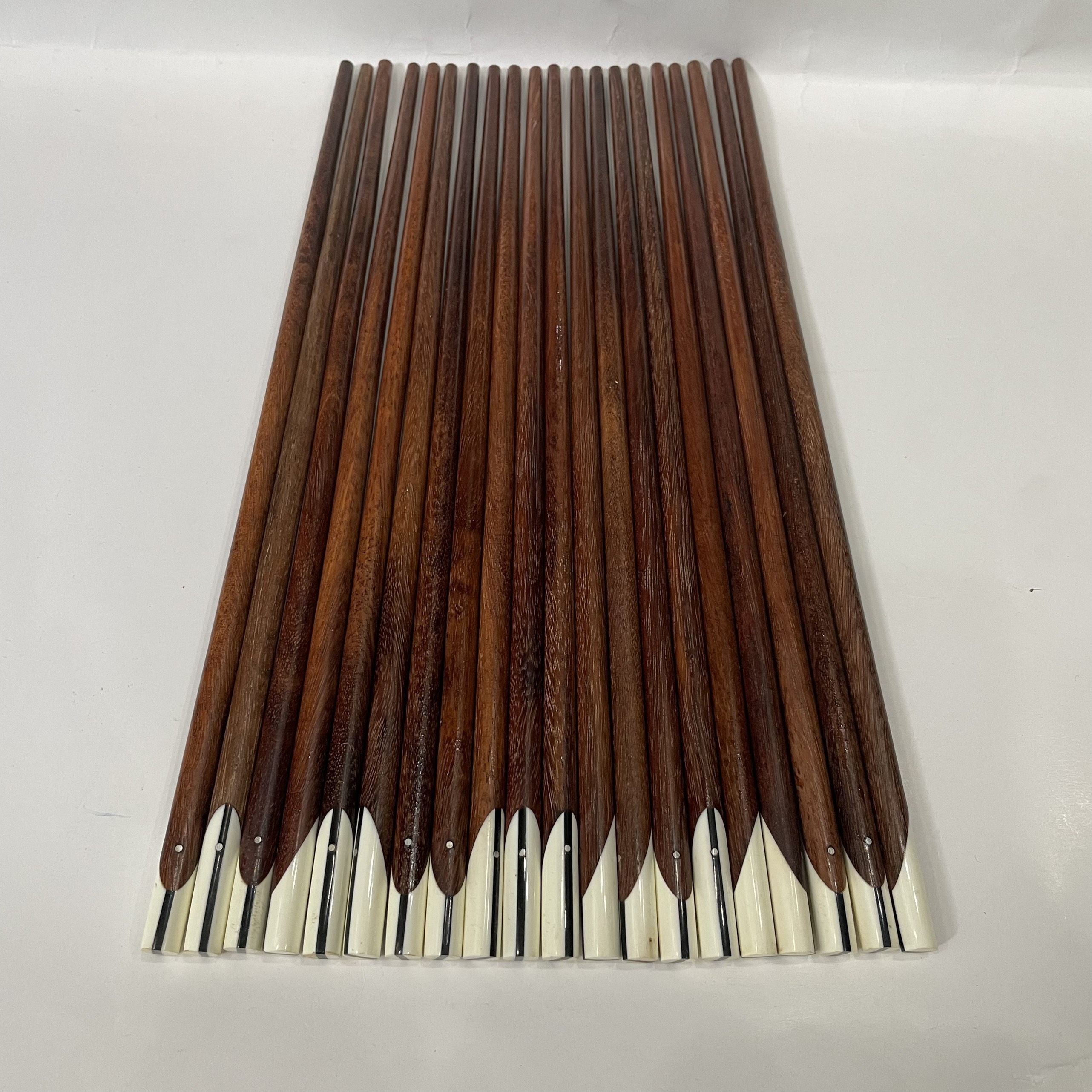 Bộ 10 Đôi Đũa ăn gỗ Cẩm lai tự nhiên đầu gắn sừng trâu