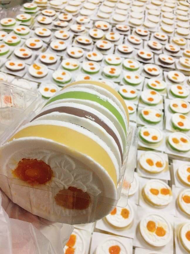 Bánh in Nhân Trứng Muối