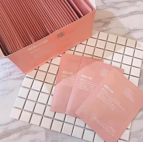 Mặt nạ nhau thai cuống rốn Rwine Beauty Nhật