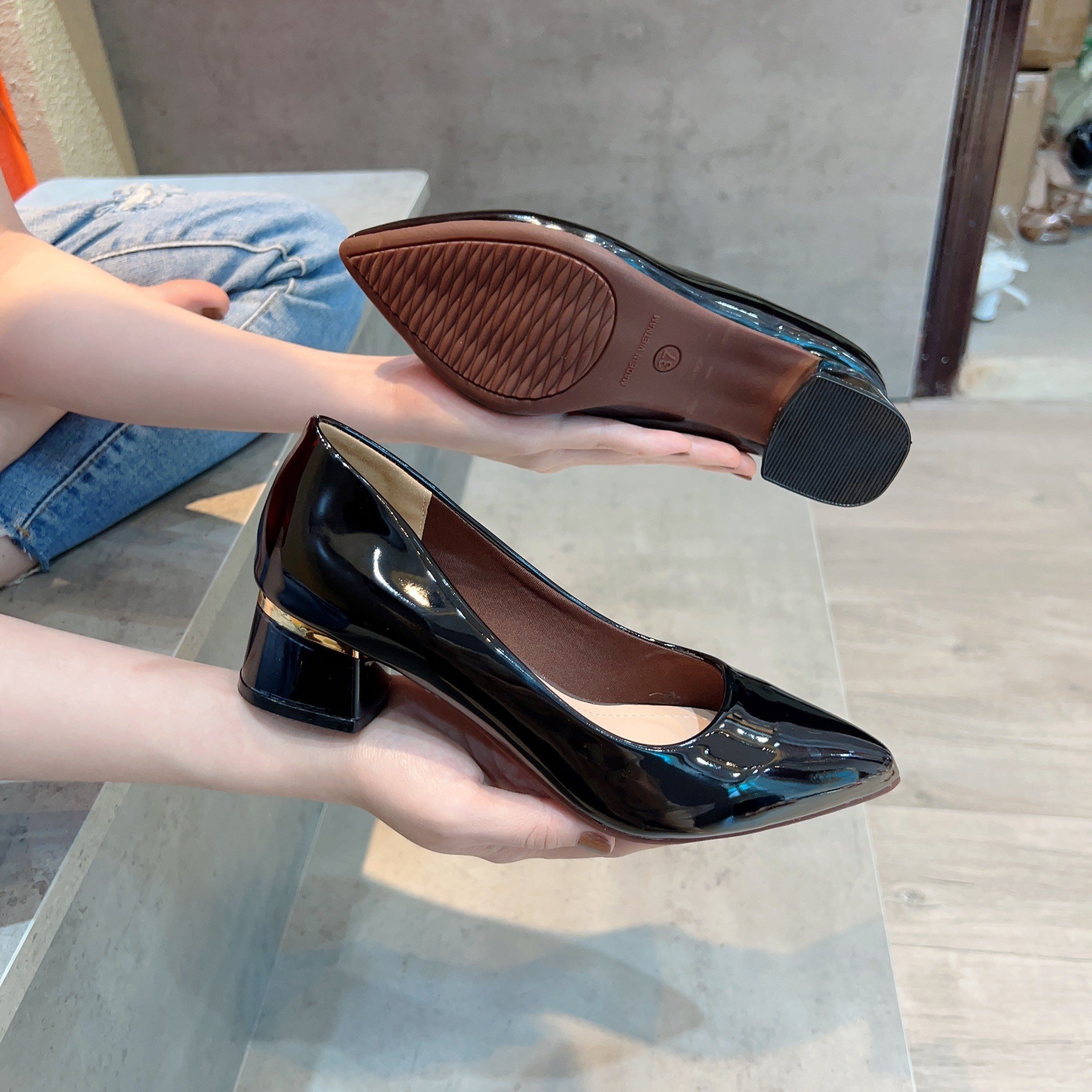 (size 36-40) GIÀY BÍT MŨI DA BÓNG, GÓT 3CM
