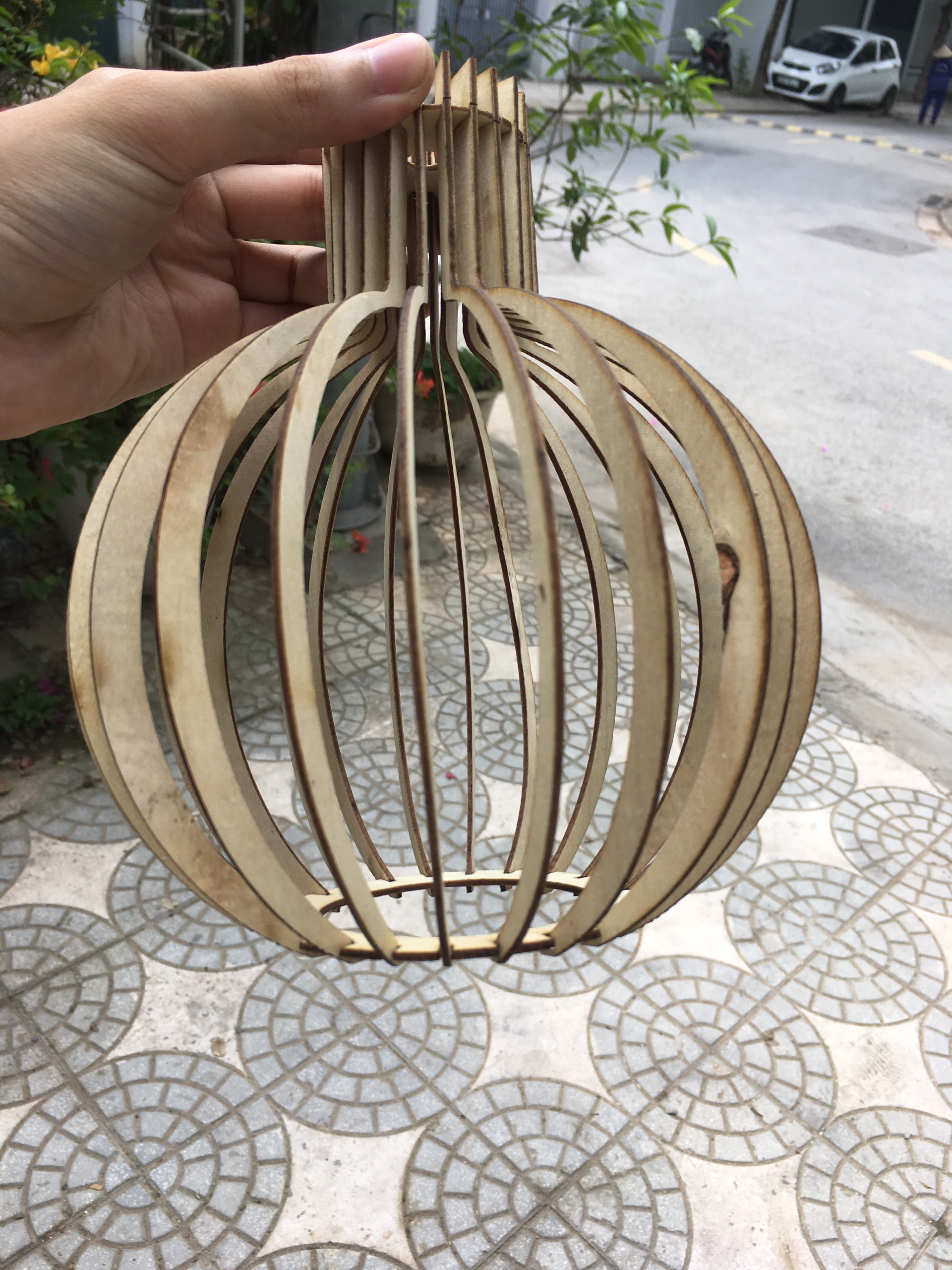 Đèn gỗ akz dáng củ tỏi