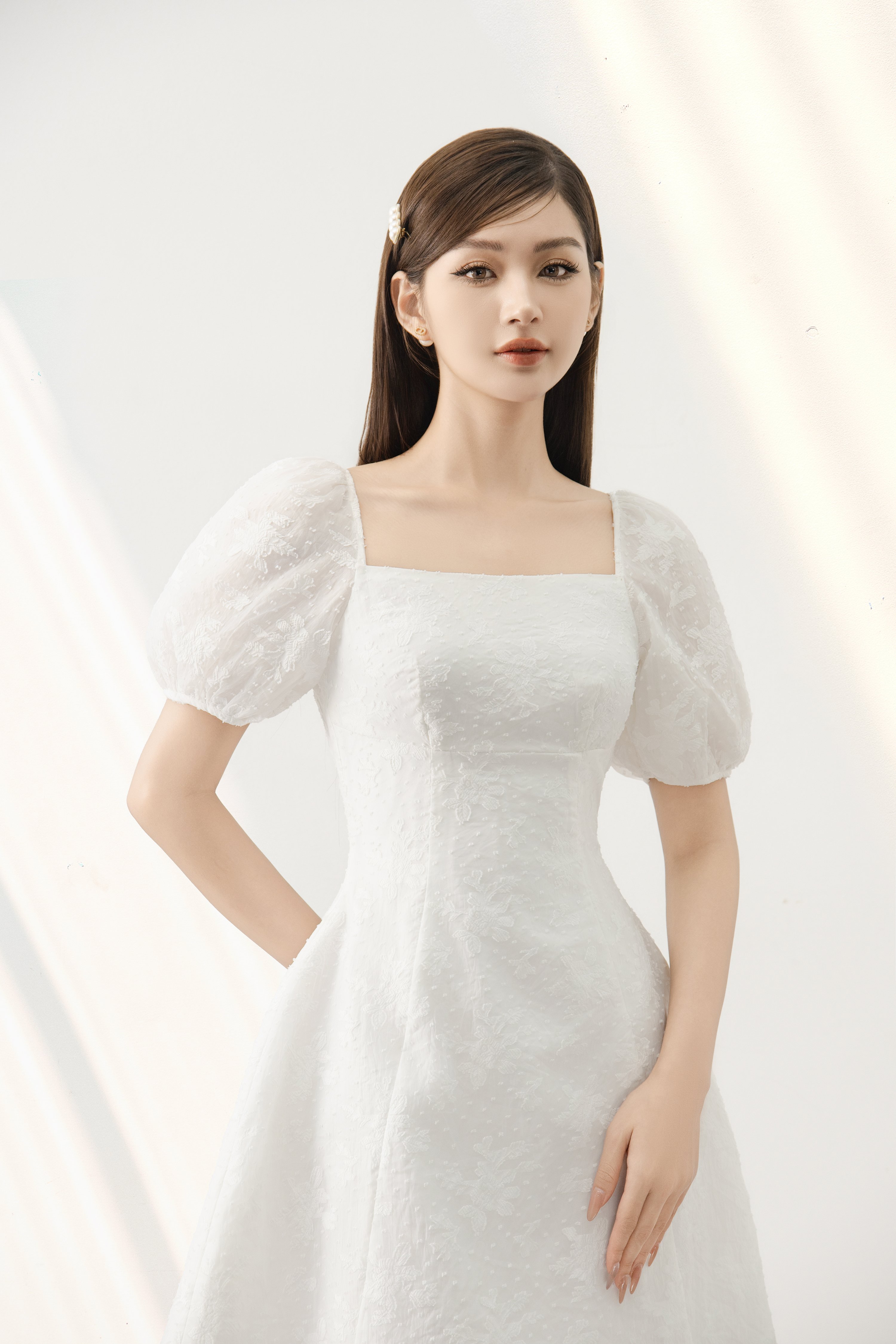 Voucher siêu sale 15% OLV - Đầm Kylee Lace Dress