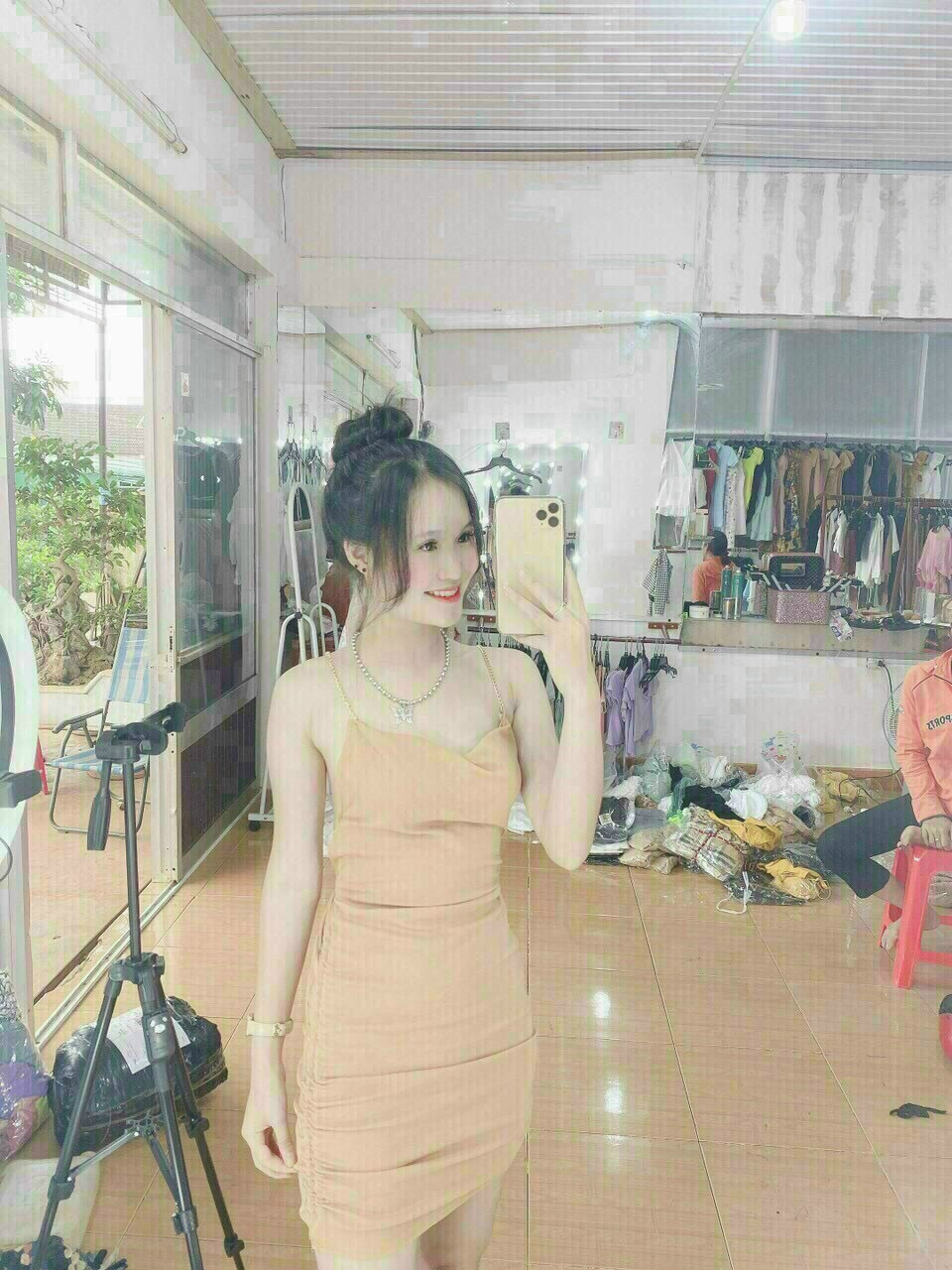 Đầm body dây xích rút 2 bên có kèm mút