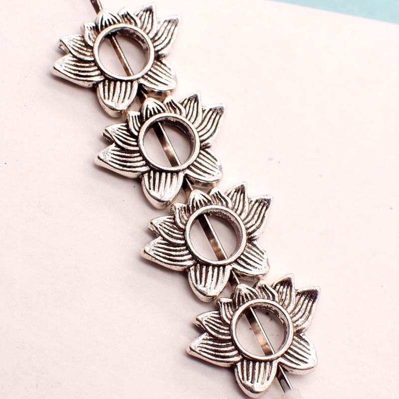 Charm hoa sen - KL068