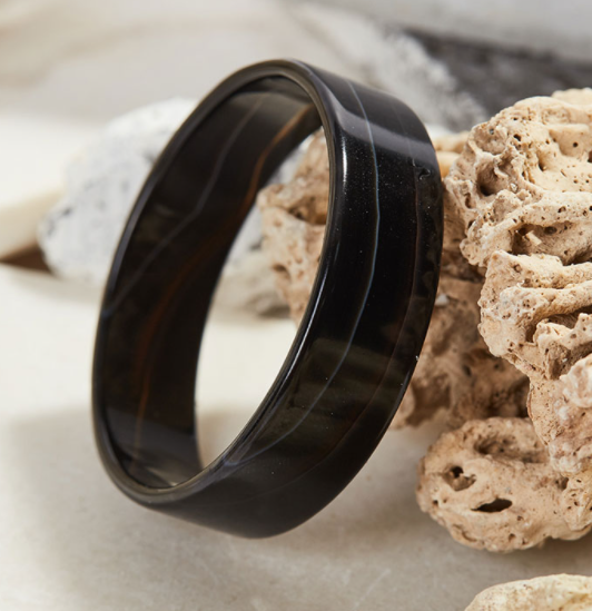 Vòng tay nữ bản vuông đá mã não đen liền khối Ni 50 ,vòng thời trang tuyệt đẹp,hàng thực tế.