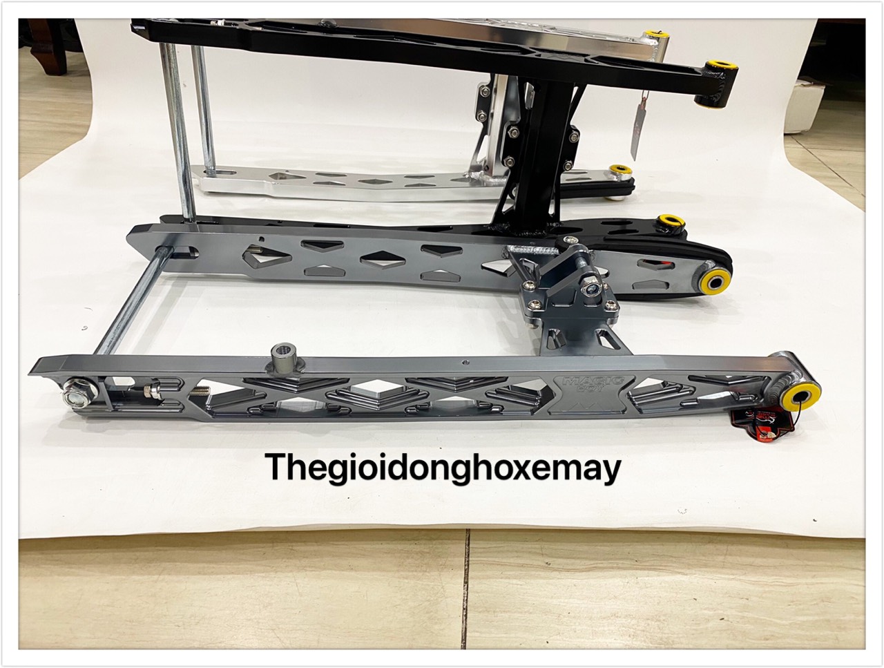 Gấp MagicBoy CNC V2 Ex150-Ex155 Bạc, Xám, Đen