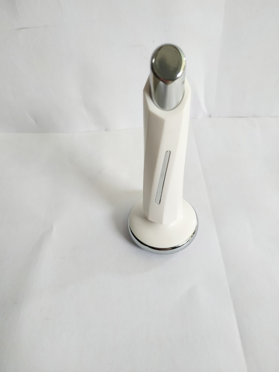 [Hàng tặng không bán - HB Gift] Máy massage mặt cầm tay Ion