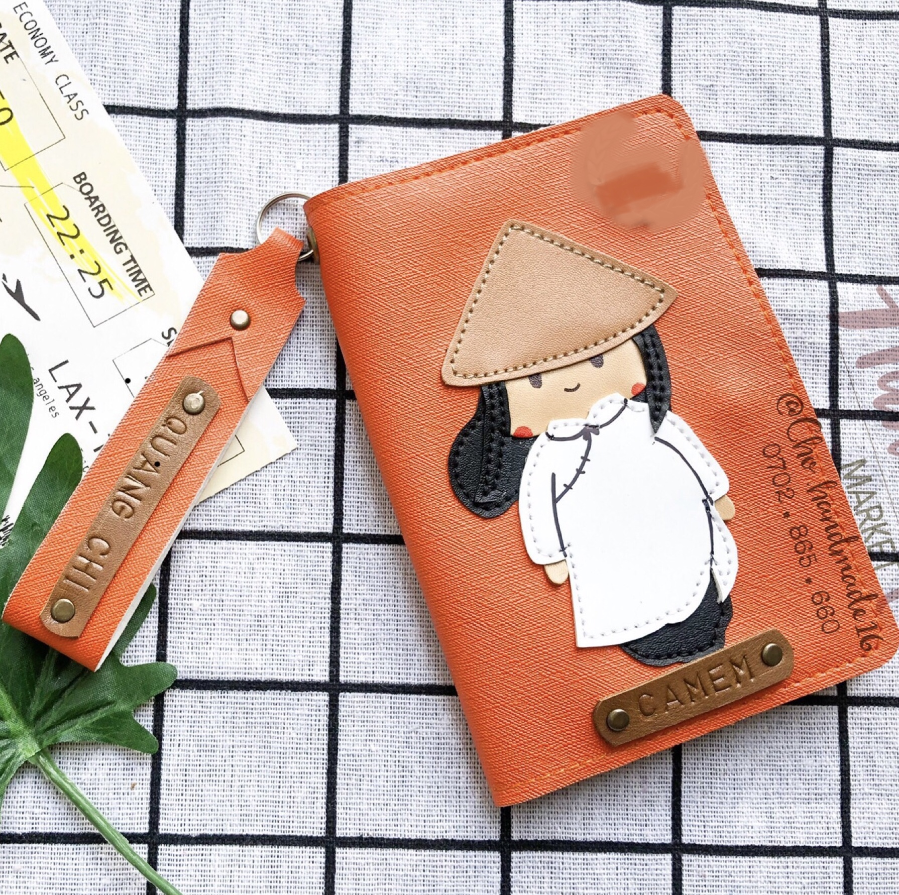 Vỏ hộ chiếu cô gái mặc áo dài-passport cover việt nam - bao hộ chiếu đôi - bọc hộ chiếu áo dài việt nam- passport cover
