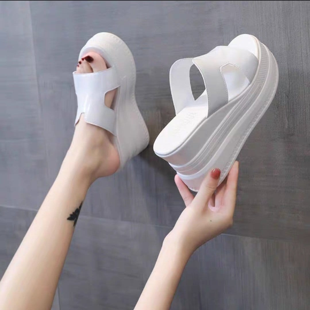 DÉP XUỒNG H DA BÓNG 8P SANG CHẢNH