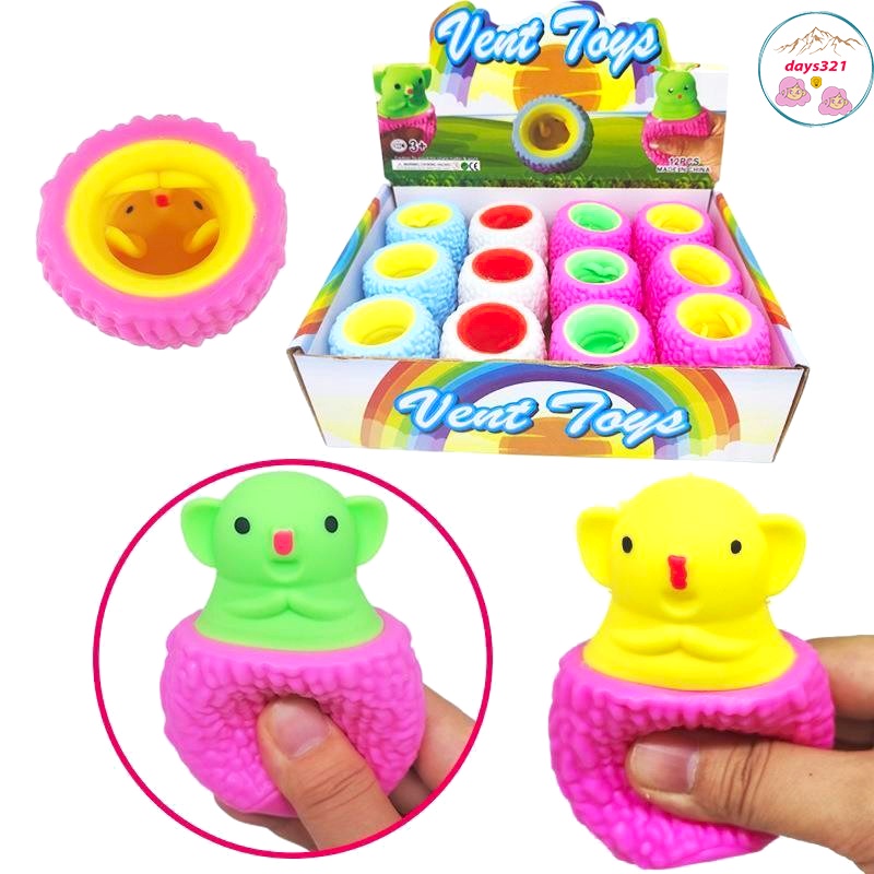 Squishy con chuột trốn trong cái kén