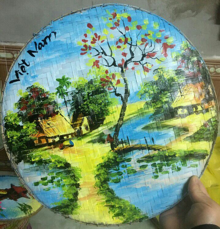 Tranh vẽ trên mẹt tre
