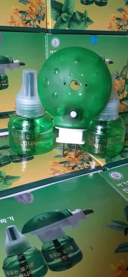 ĐÈN ĐUỔI MUỖI TAM BẢO AN(GỒM 1 ĐÈN-2LỌ TINH DẦU)