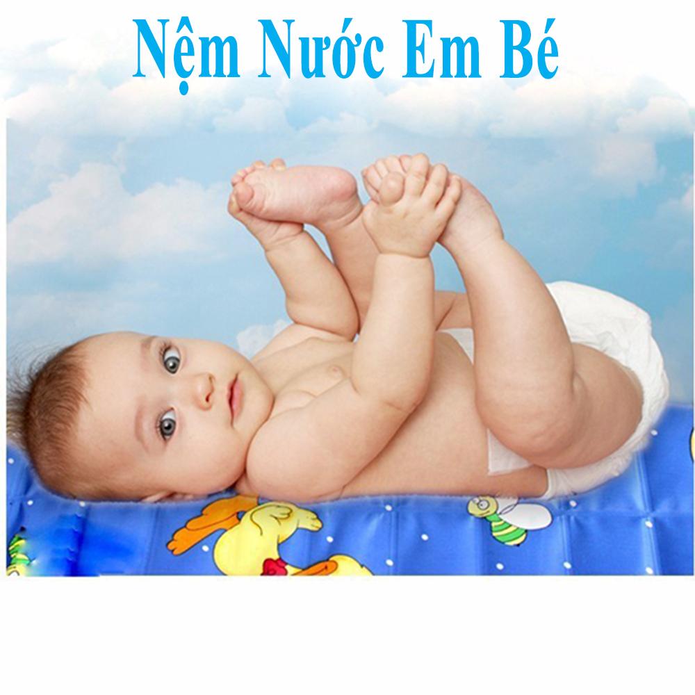 nệm nước đặt nôi em bé cao cấp