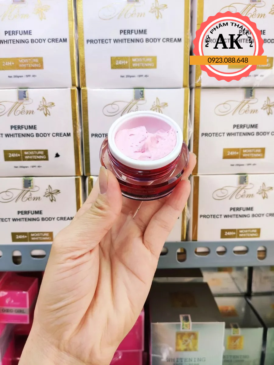 KEM 4K ĐỎ PLUS 5X GIẢM MỤN THÁI LAN 20GR [ CHÍNH HÃNG ]