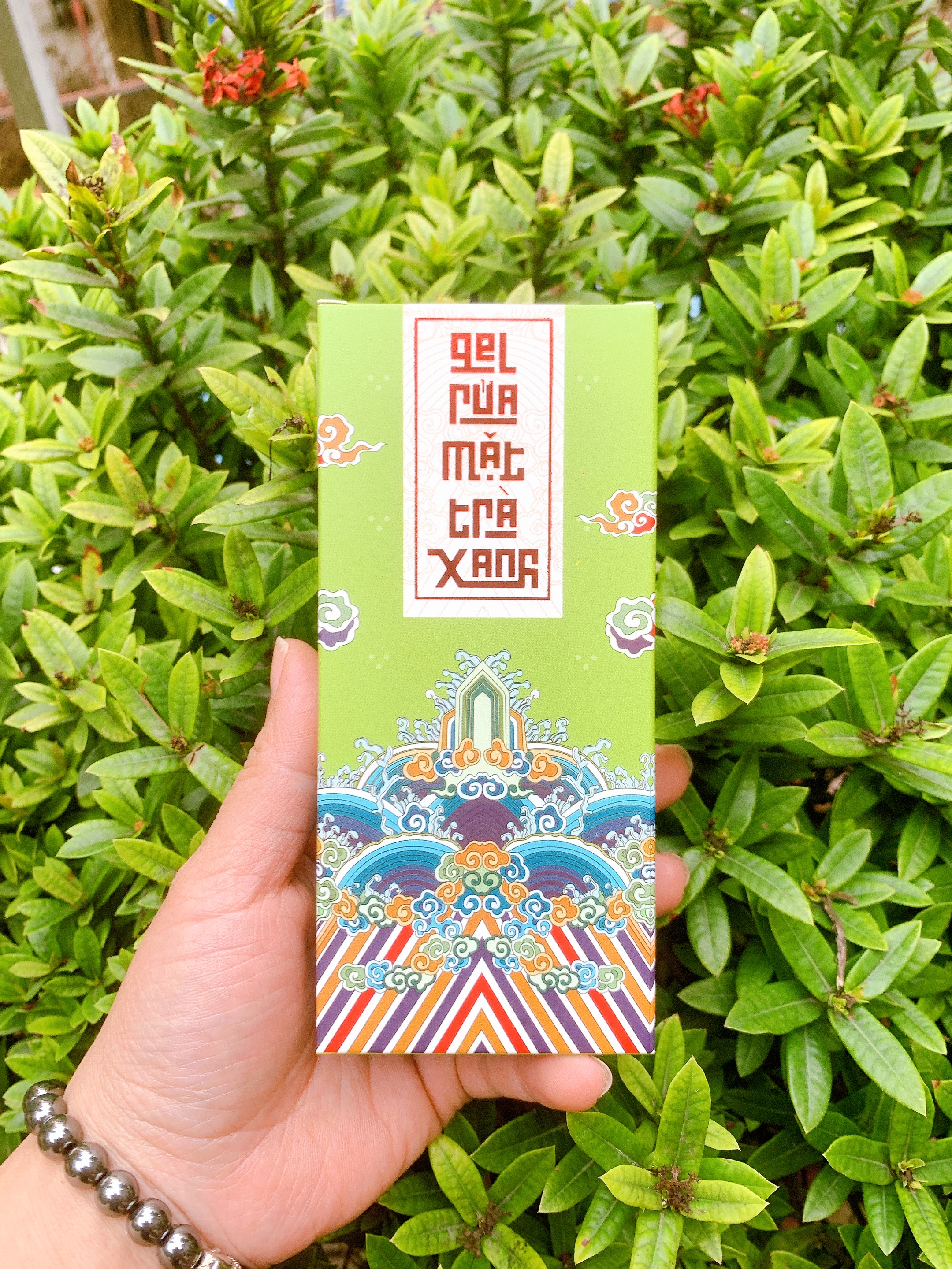 Gel Rửa Mặt Phấn Nụ Hoàng Cung
