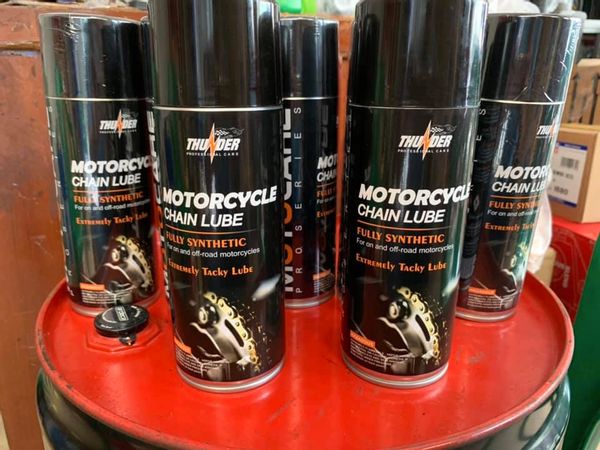 Xịt dưỡng sên Thunder Fully Synthetic không văng 400ml