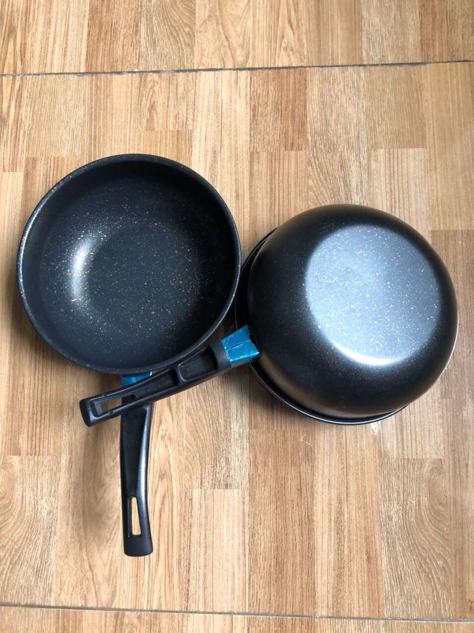 Chảo lõm chống dính size 20cm dùng được bếp từ