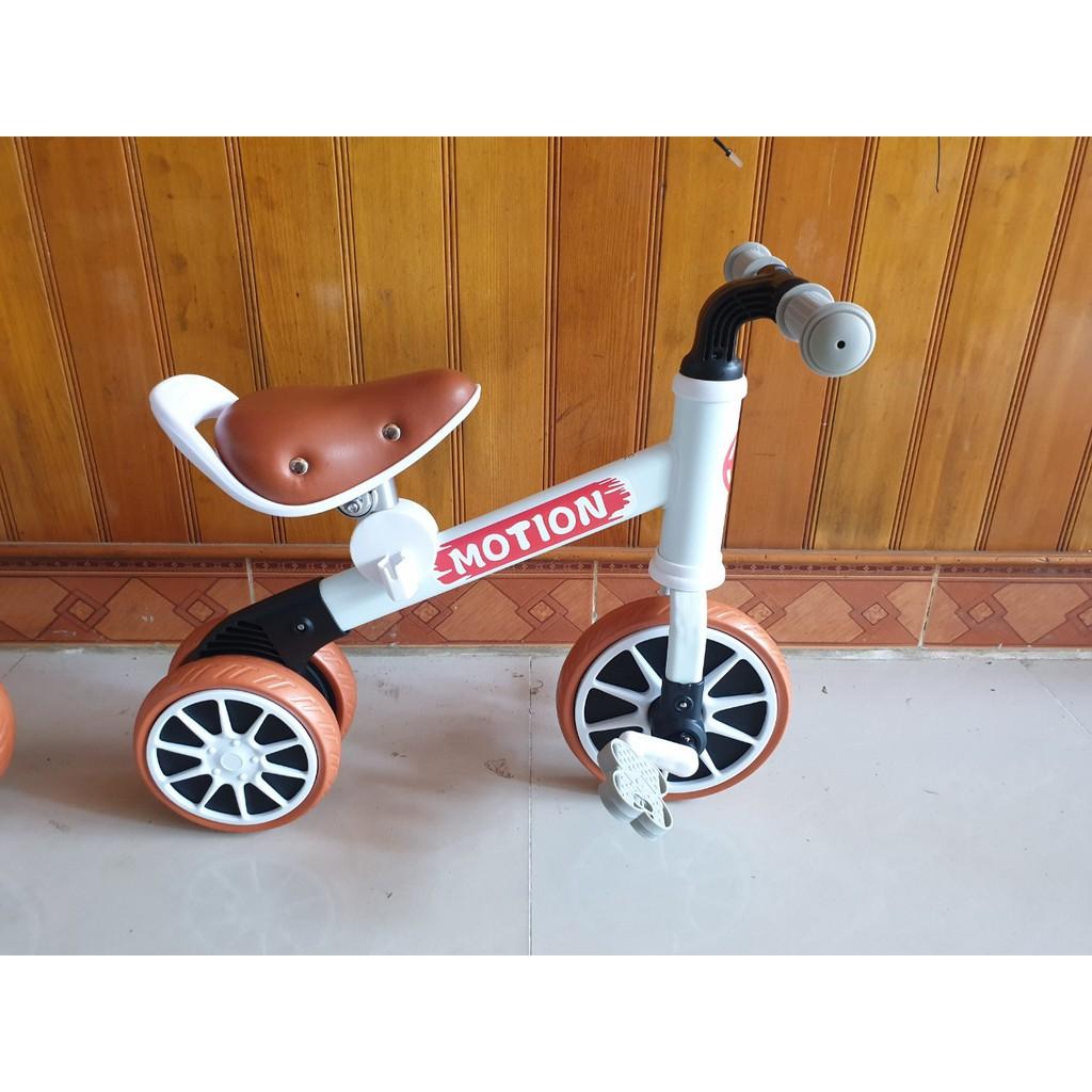 XE CHÒI CHÂN 2 IN 1 CÓ BÀN ĐẠP CAO CẤP