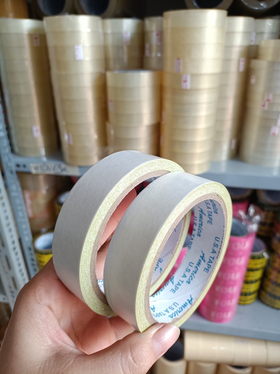 Băng keo 2 mặt vàng dầu siêu dính 24mm x 9m (1 cuộn)