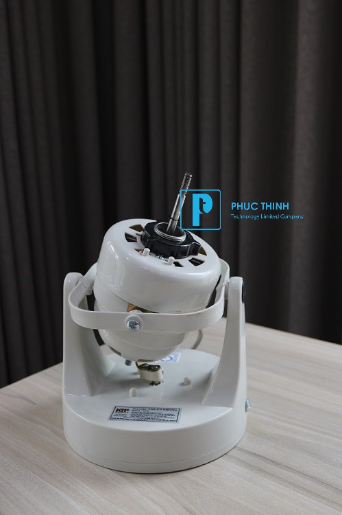 Quạt Đảo trần (Có Remote) Kim Thuận Phong QD400R