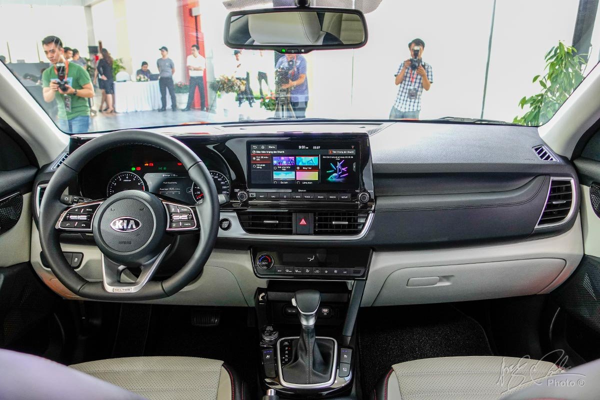 Cường lực màn cảm ứng: KIA SELTOS