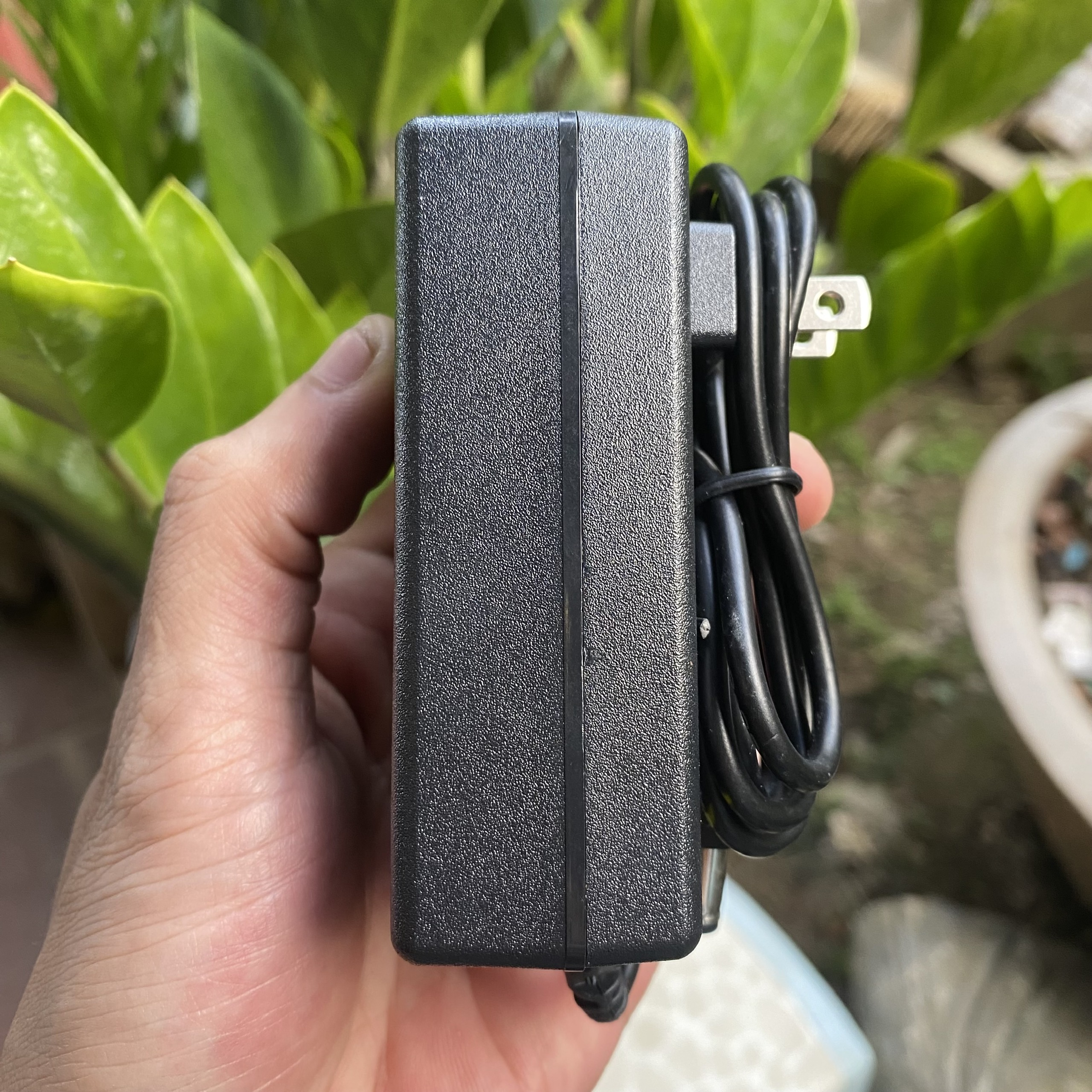 Sạc pin Lithium 3S 4S 5S 6S 7S 2A/3A có đèn báo đầy