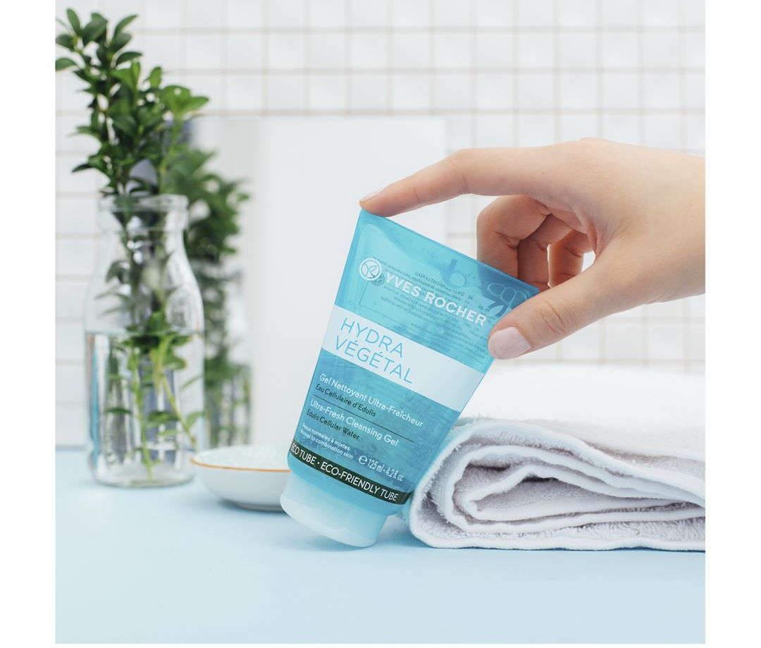 Sữa rửa mặt cung cấp nước Hydra végetal yves rocher