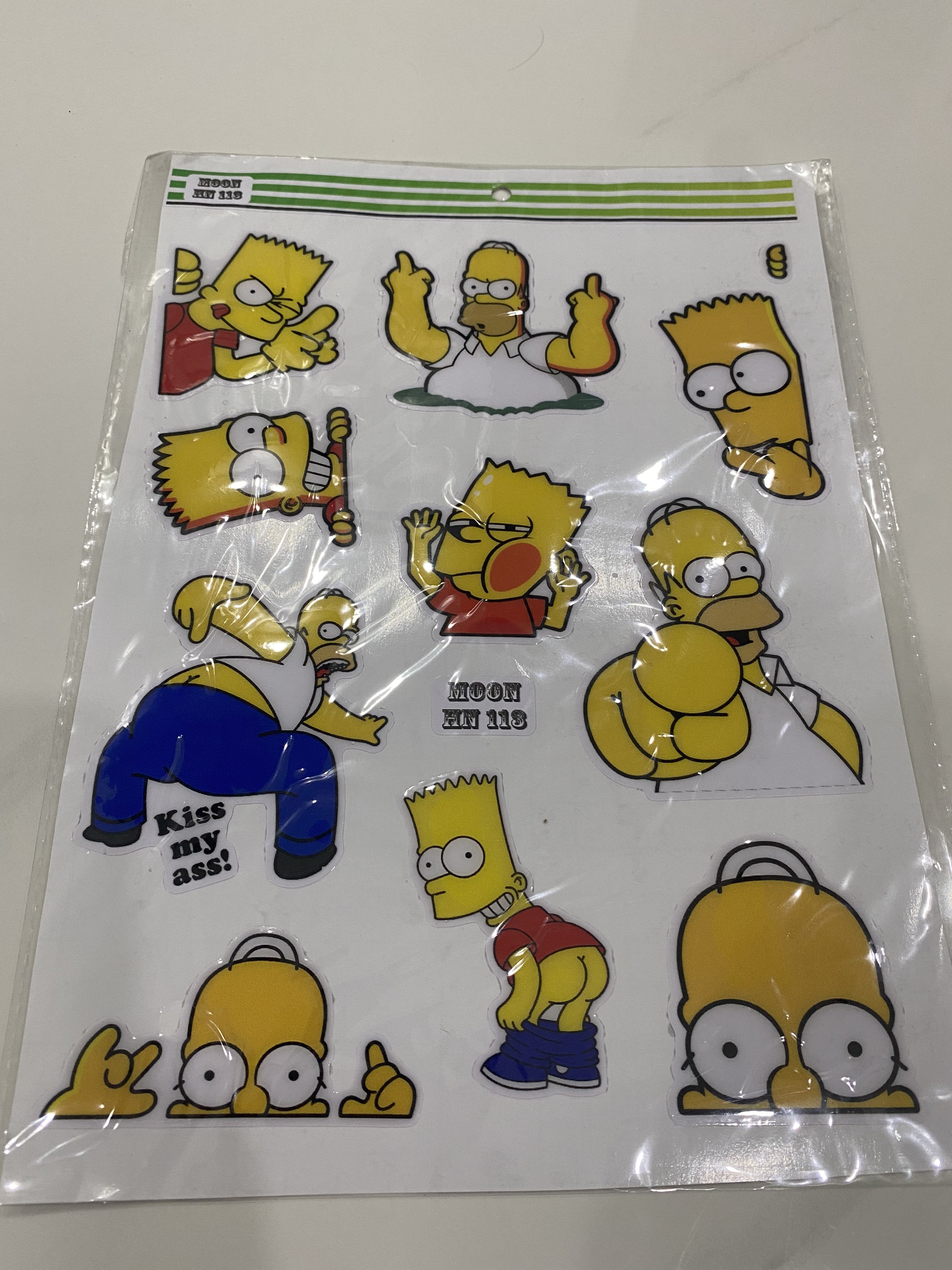 Nguyên tấm tem nổi nhiều logo Simpson quậy phá ... sắc nét