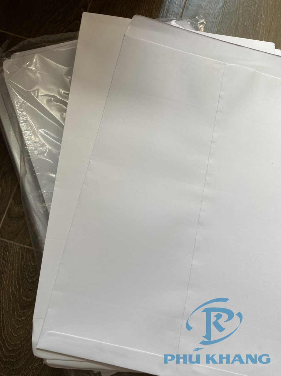 Bao thư trắng A4 định lượng 120gsm