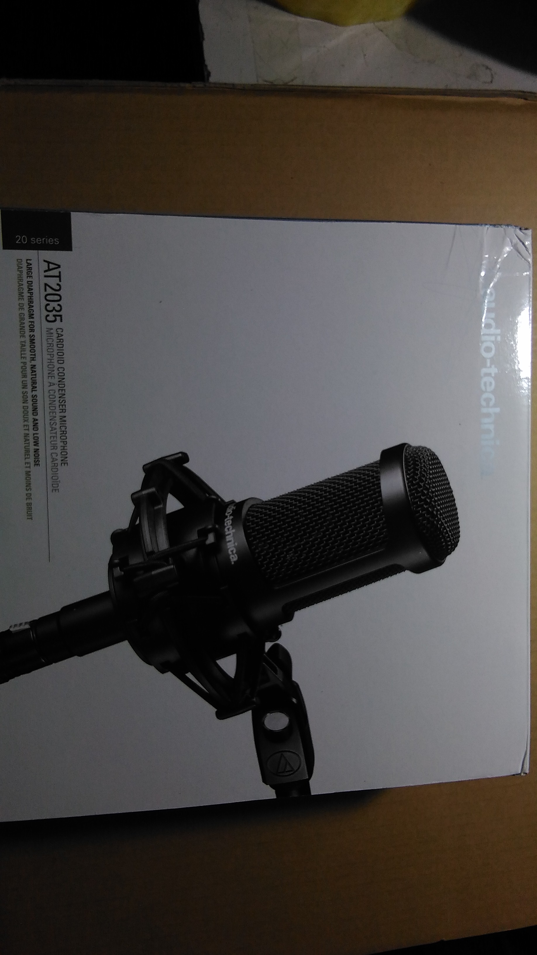 Microphone Audio-Technica AT2035 Black (chính hãng) 0502