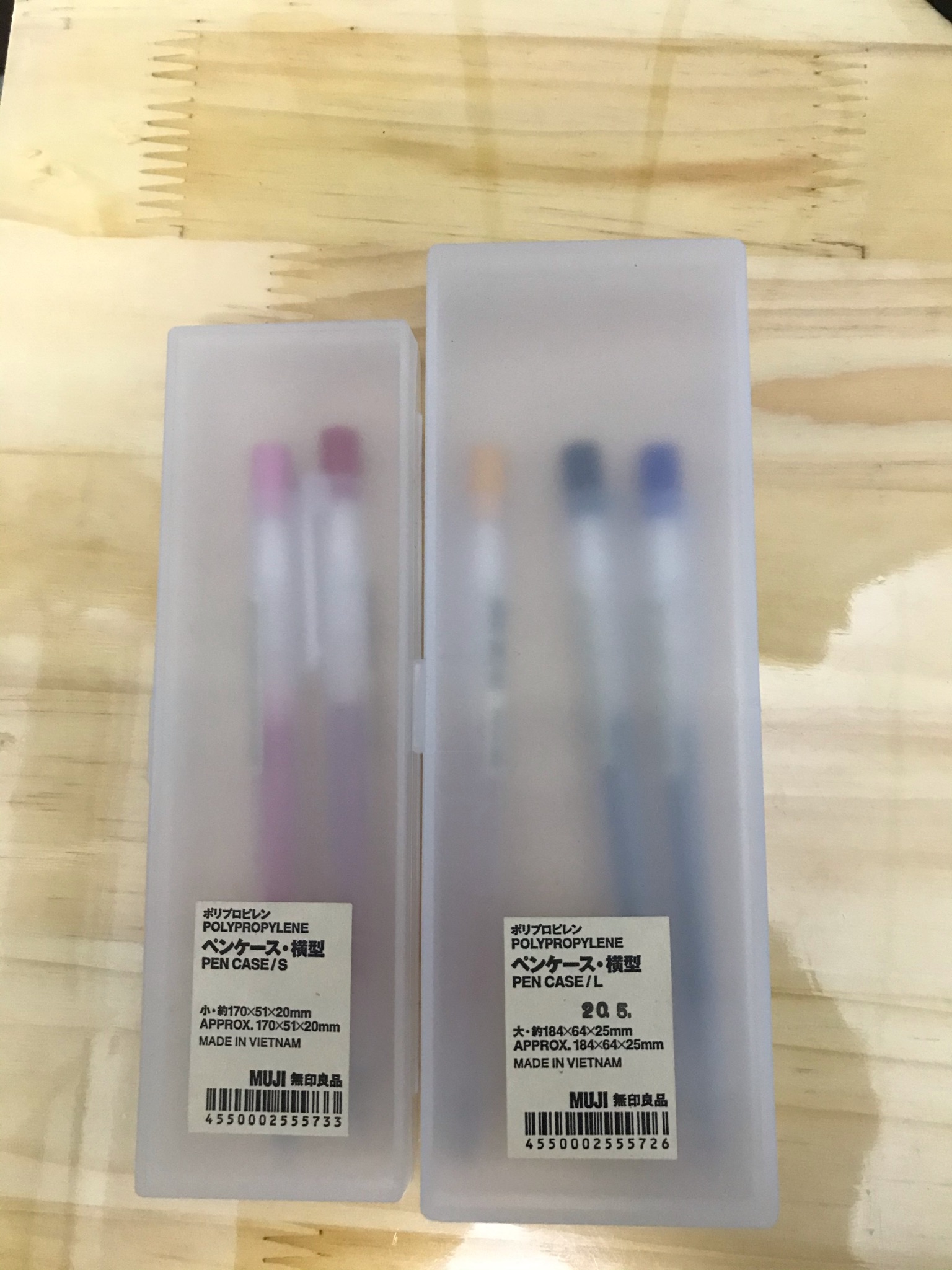 HỘP BÚT NHỰA MUJI 2 SIZE