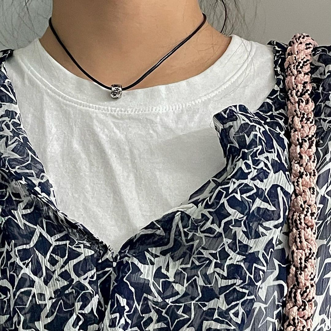 Vòng cổ Lặng im đẹp