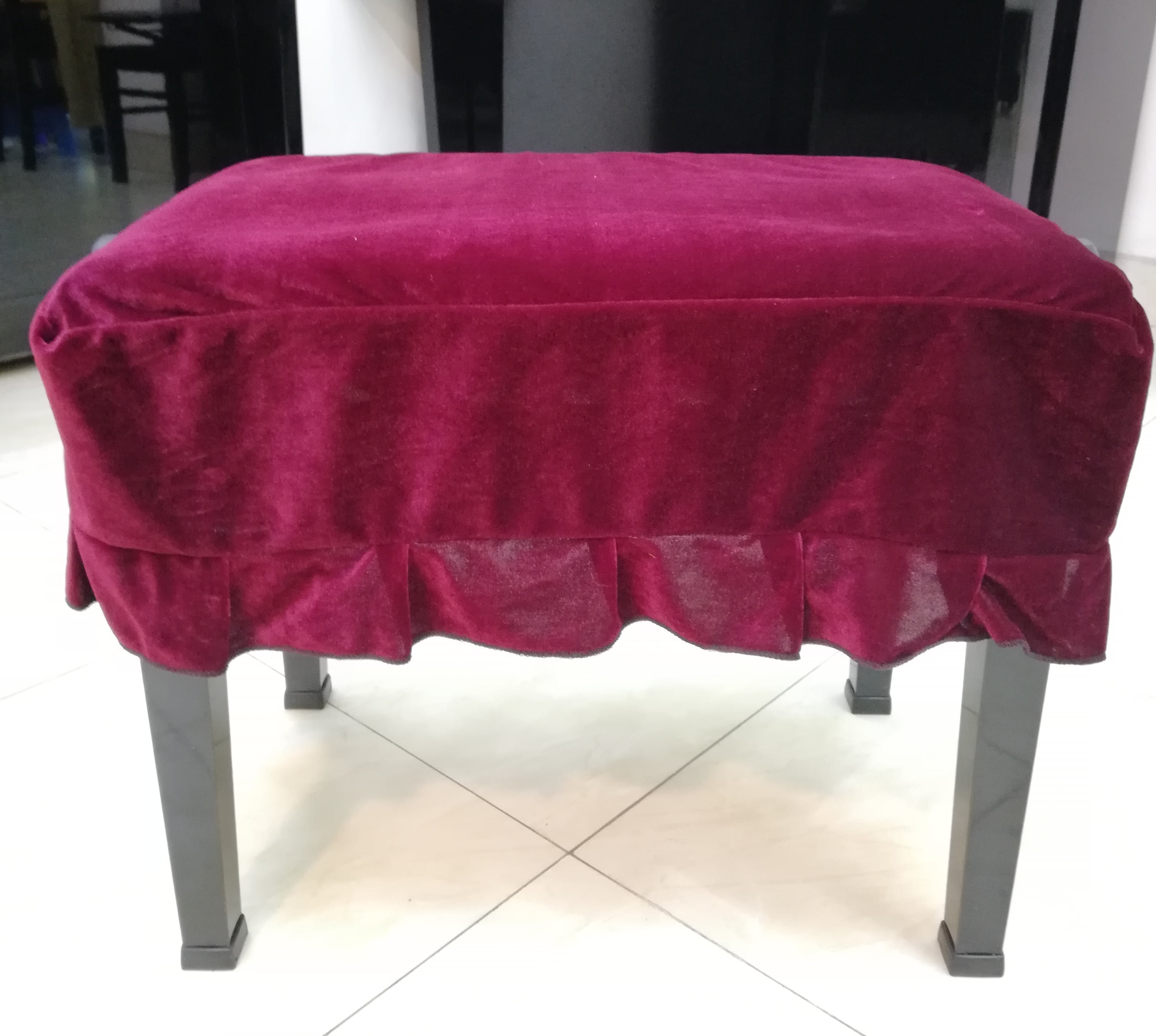 Khăn phủ ghế đàn piano cơpiano điệnchất liệu vải nhung mềm mịn màu đỏ đô