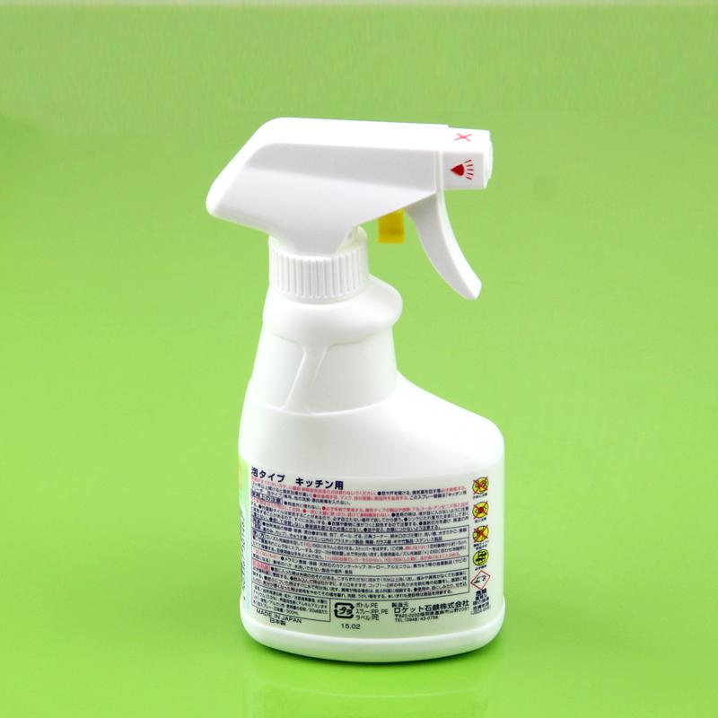 Chai Xịt Tẩy Rửa Đồ Dùng Nhà Bếp Rocket 300ml Hàng Nhật
