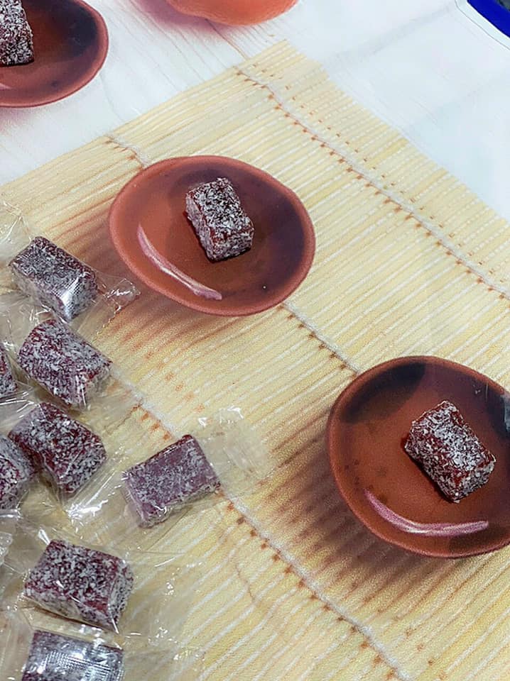 Kẹo Chuối Phủ Dừa Trai Đẹp 400G