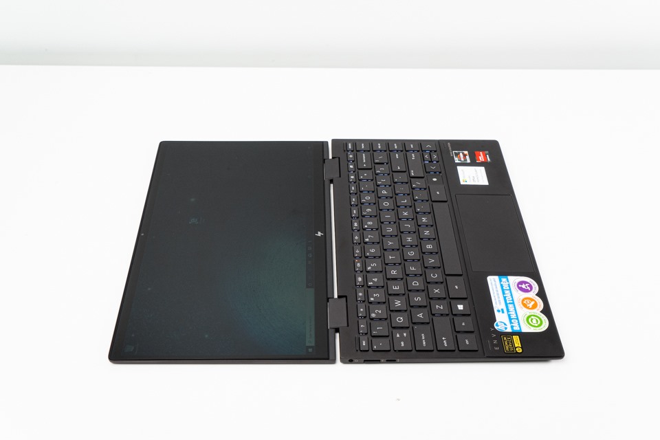 Laptop HP Envy x360 13 ay0067AU