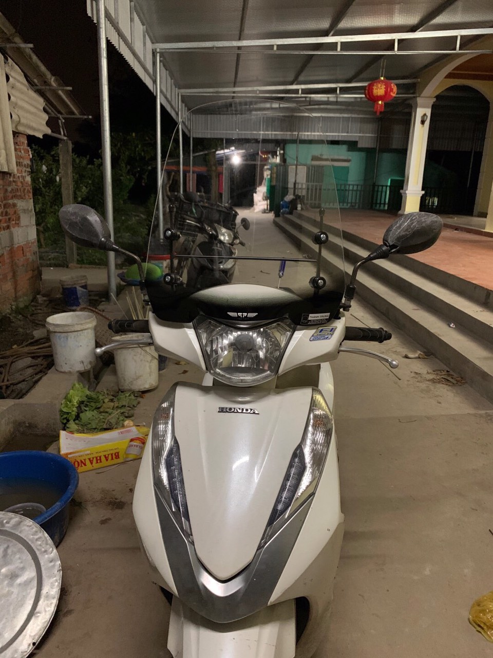 Kính chắn gió xe máy Honda Lead