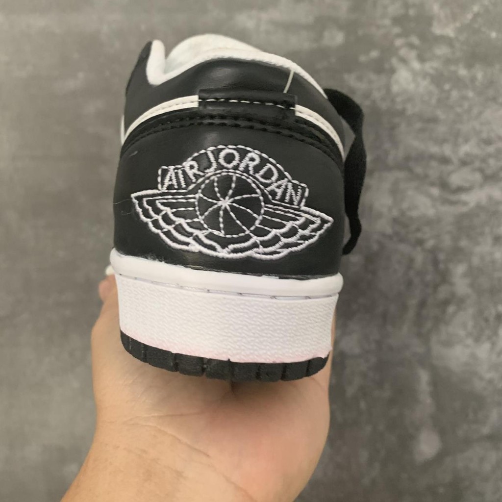 Giày sneaker jodan đen trắng cổ thấp hàng chuẩn full box